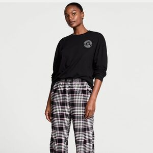 VICTORIAS SECRET PAJAMAS SIZE XS S
